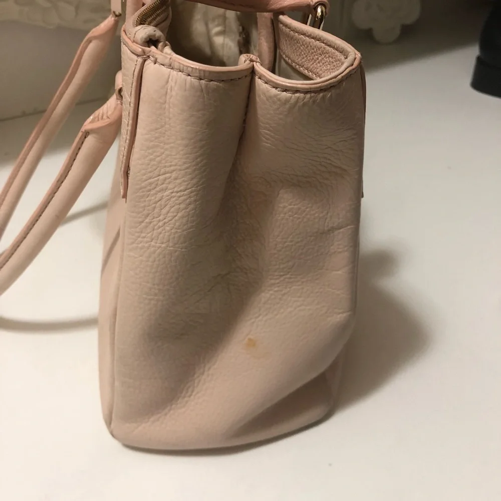 Kate spade peach color cute bag